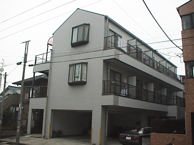 マンション六角駐車場