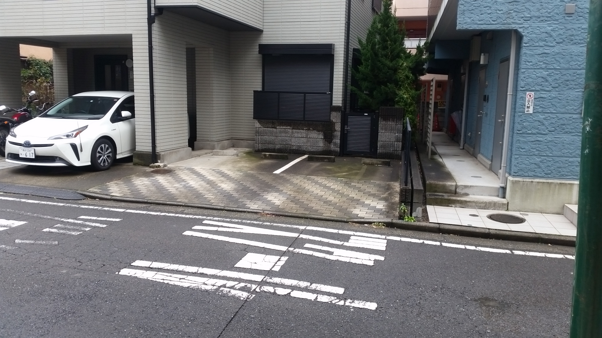 N宅駐車場